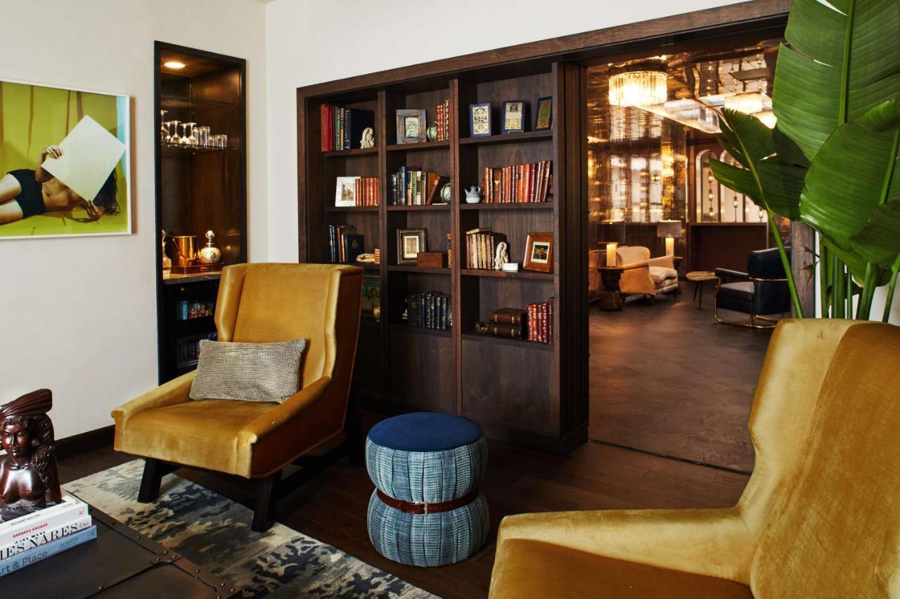 Hotel Figueroa, Unbound Collection By Hyatt Los Angeles Kültér fotó The Library at The Ivy Collection