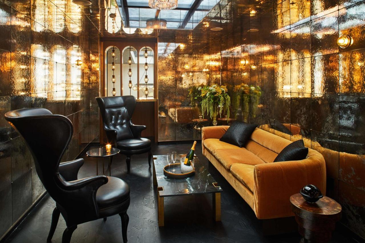 Hotel Figueroa, Unbound Collection By Hyatt Los Angeles Kültér fotó The interior of the bar